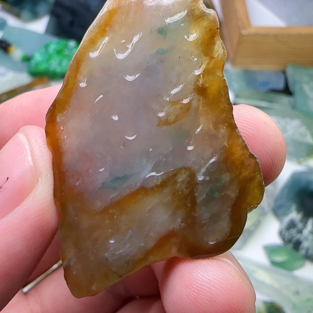 未镶嵌定制翡翠不包工