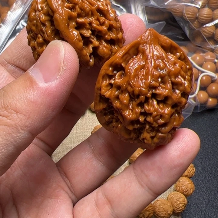 猴头核桃手串卡罗拉