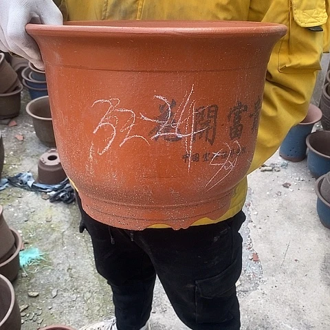 紫砂中国宜兴紫砂花盆，