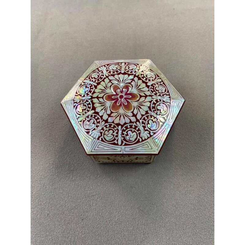 嵌螺六角盒（红）嵌螺六角盒（红）
