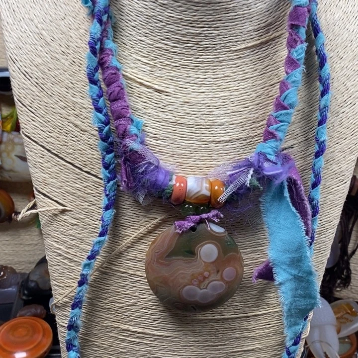 玛瑙/玉髓未镶嵌颈饰