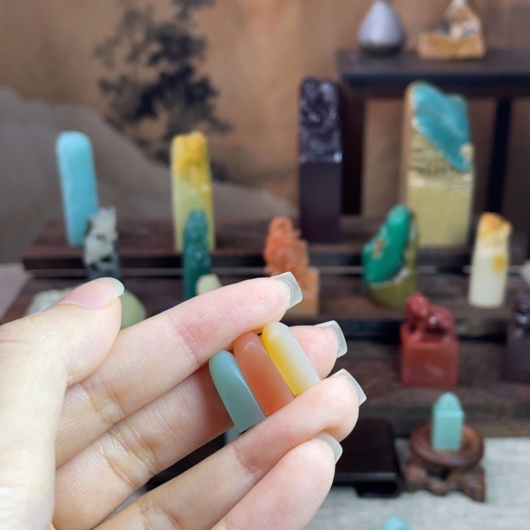 R***6昌化石印石编号是4471