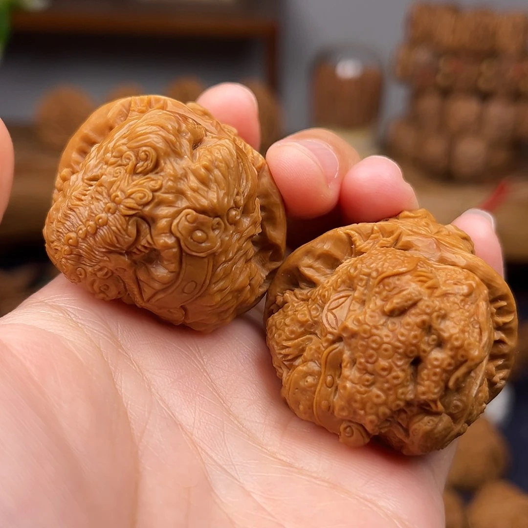 核桃把件隐***影有点上色