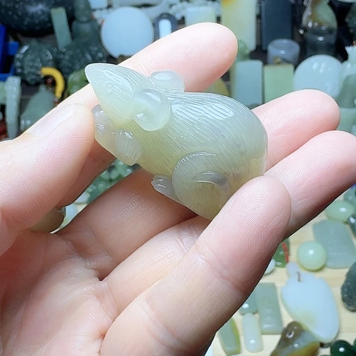 颈饰未镶嵌和田玉