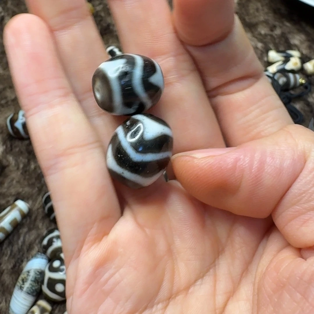 卡***揪玛瑙/玉髓未镶嵌颈饰3