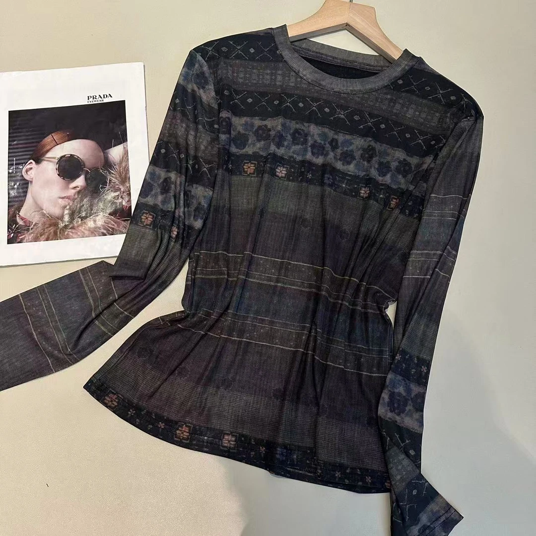 【挪威森林】秋季欧货时尚圆领显瘦圆领网纱透气长袖印花上衣女1819