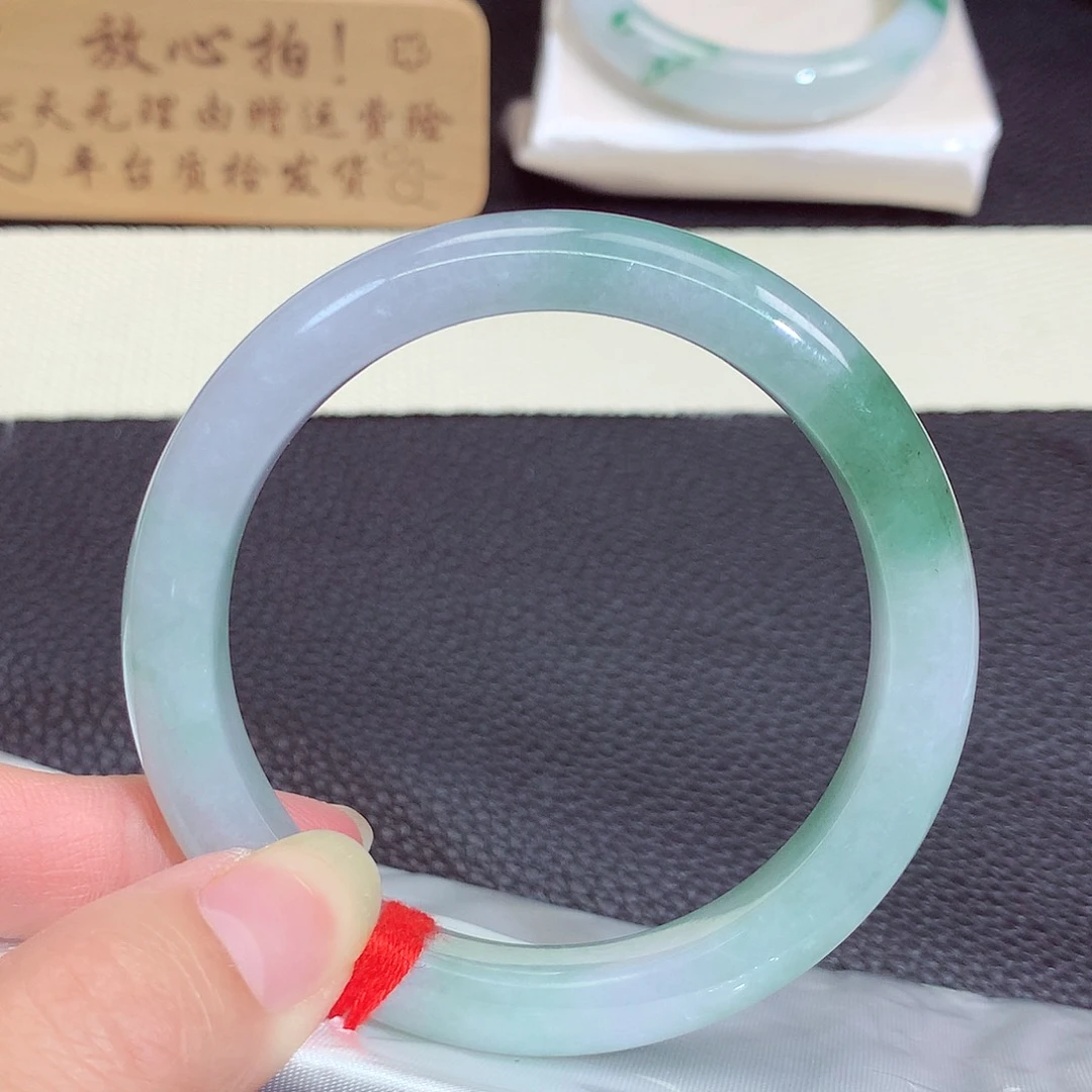 翡翠未镶嵌手镯280