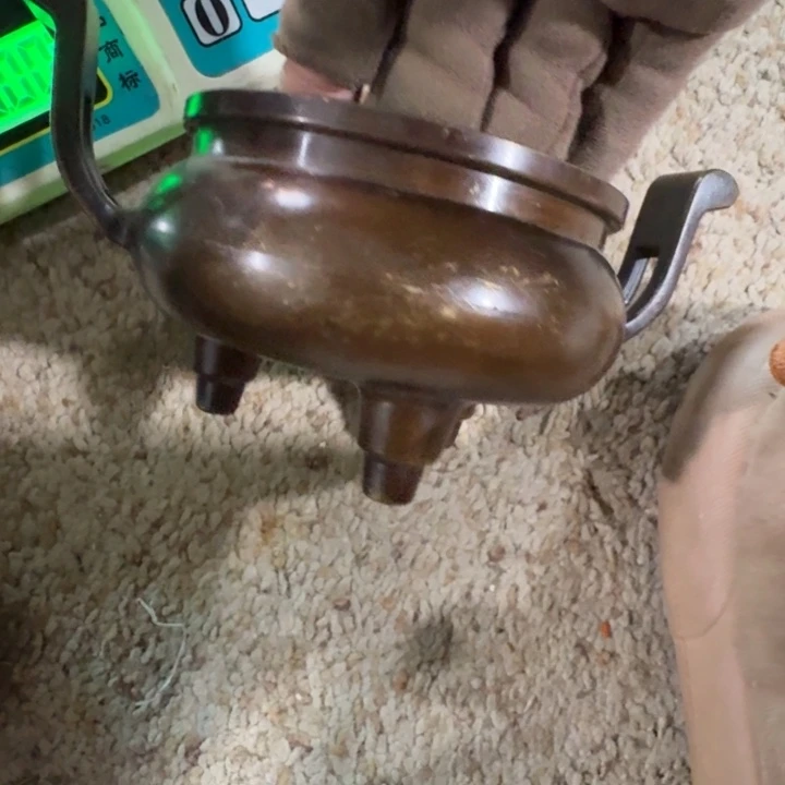 似***w铜器物品理性消费