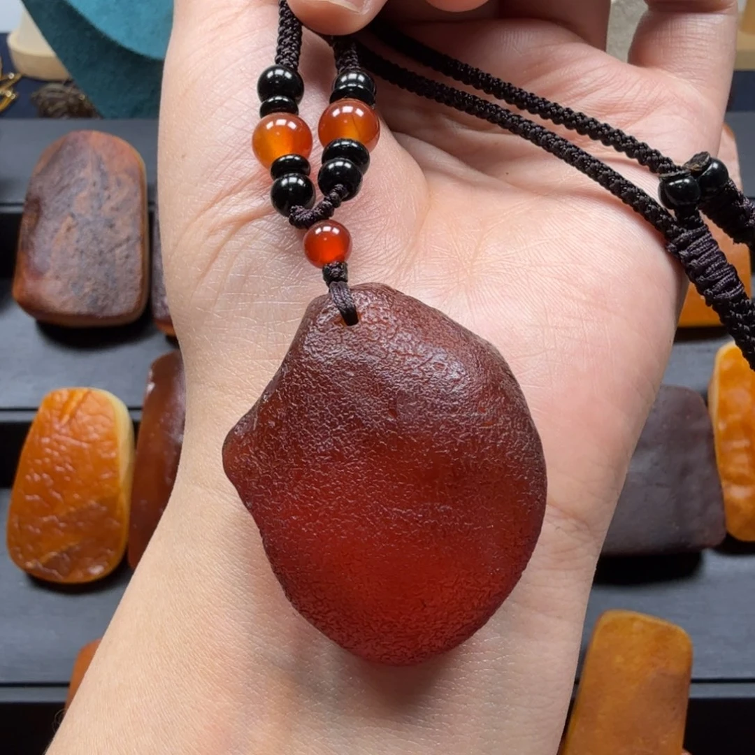 琥珀吊坠(赠链)未镶嵌