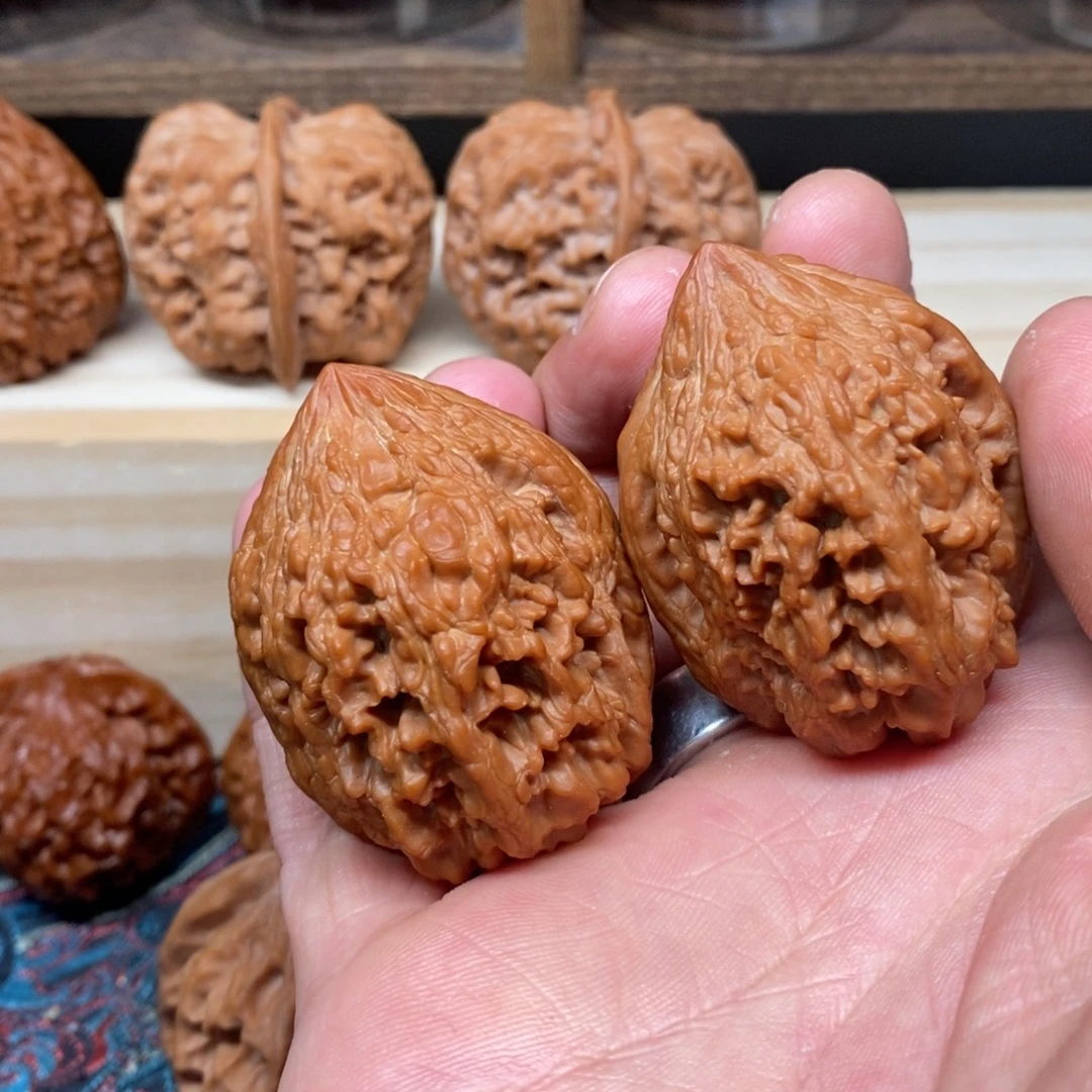 吊坠文玩核桃大沽石