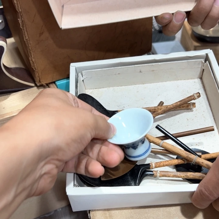 a****7新亿阁工艺品中古商品谨慎参拍