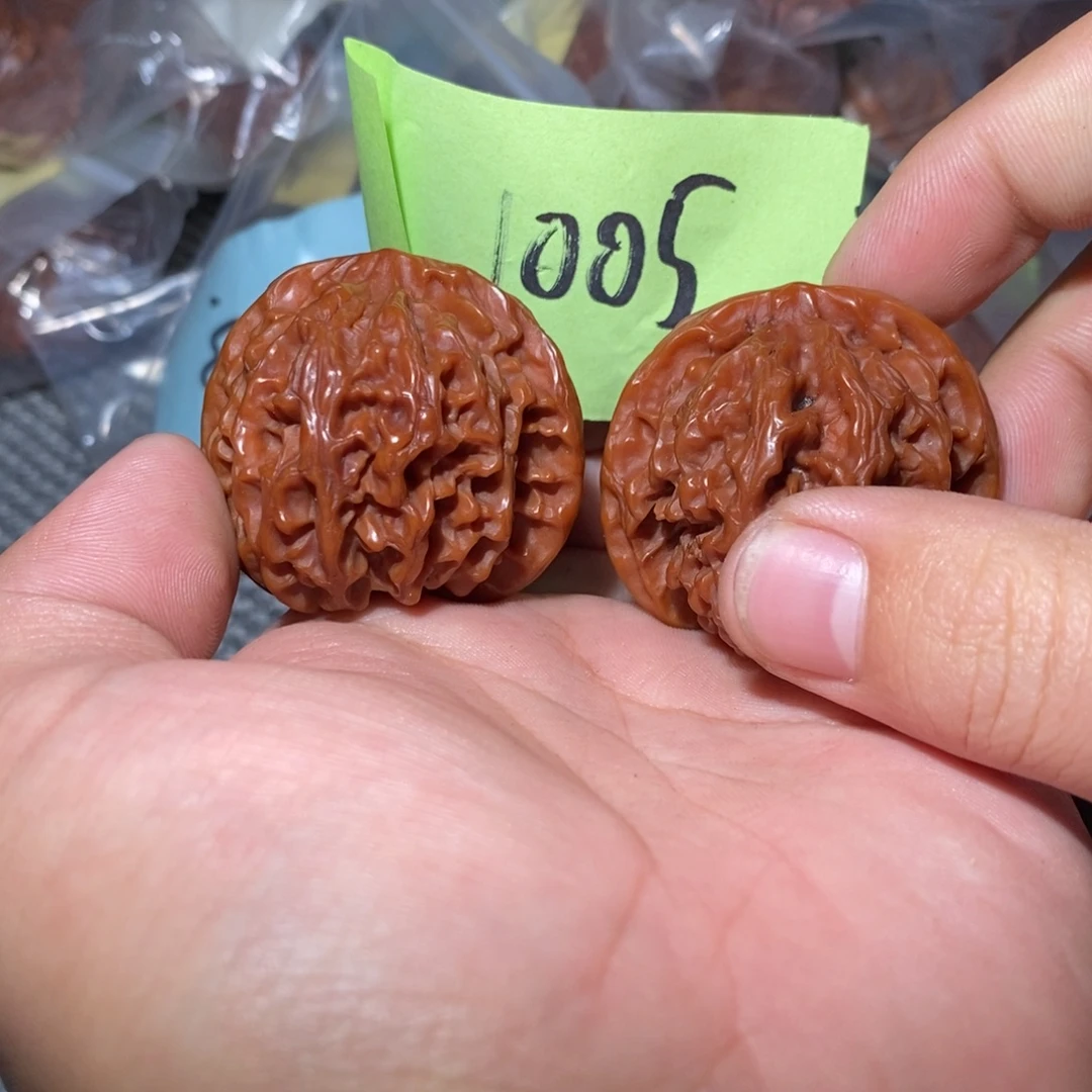 文玩核桃把件43.43苹果园