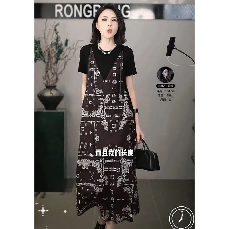 设计款小众拼接显瘦短袖连衣裙2025夏季新款洋气休闲减龄中长裙潮
