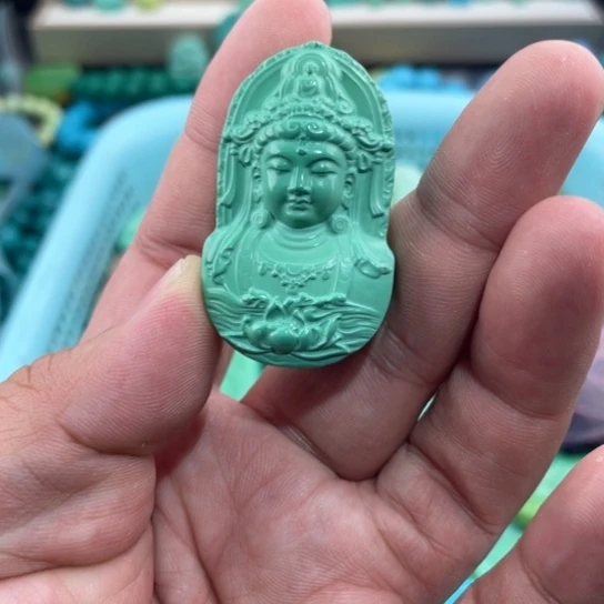 未镶嵌菱锰矿珠宝半成品