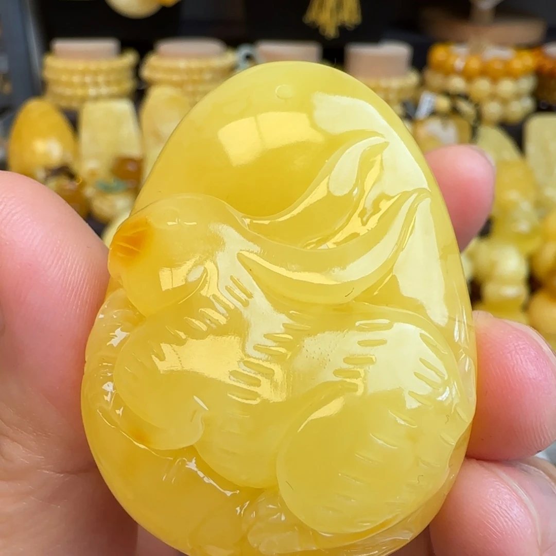 蜜蜡未镶嵌吊坠(不含链)天然俄料鸡油黄蜜蜡小兔子吊坠
