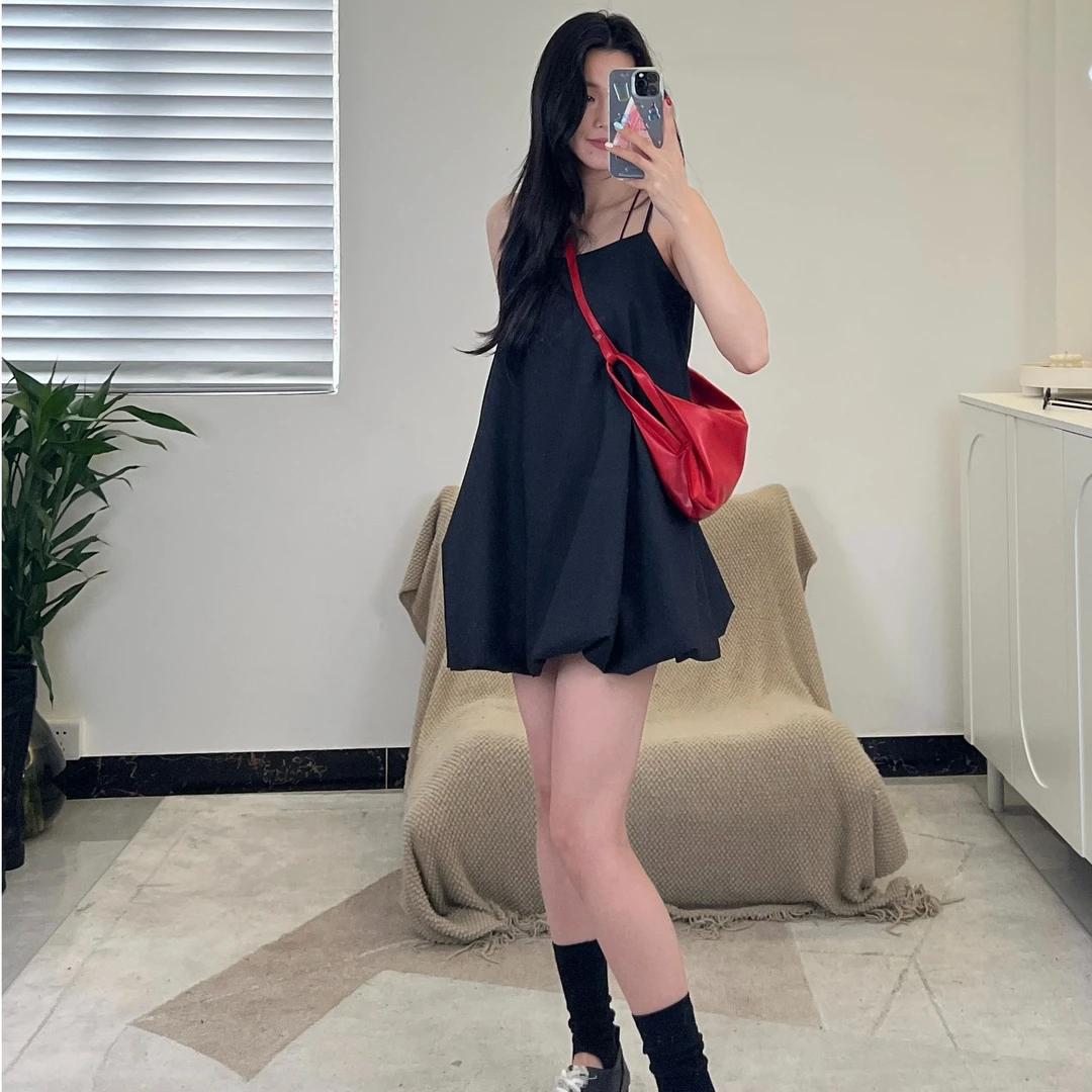 逸语2025夏装新品法式烂漫云朵花苞吊带显瘦a字蓬蓬裙连衣裙