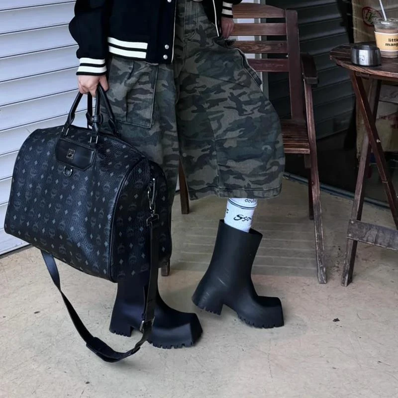 【CBMT旗舰店】方头时装靴ins潮流2025新款小众设计丑鞋短筒厚底