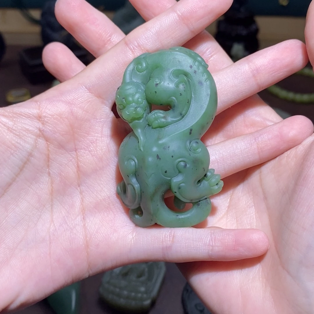 零***号和田玉未镶嵌颈饰定制