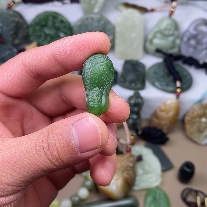 和田玉吊坠(不含链)未镶嵌也*