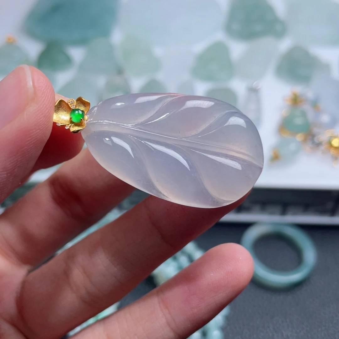 定制翡翠未镶嵌翡翠
