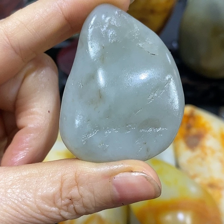 未镶嵌和田玉（糖玉）挂件