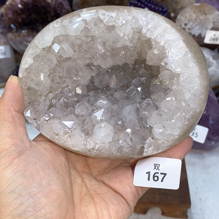 未镶嵌水晶大型摆件（非配饰）