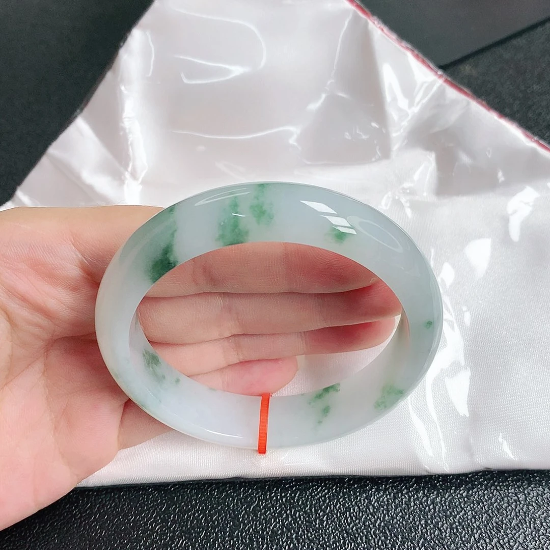 【闪购商品】翡翠手镯未镶嵌，56