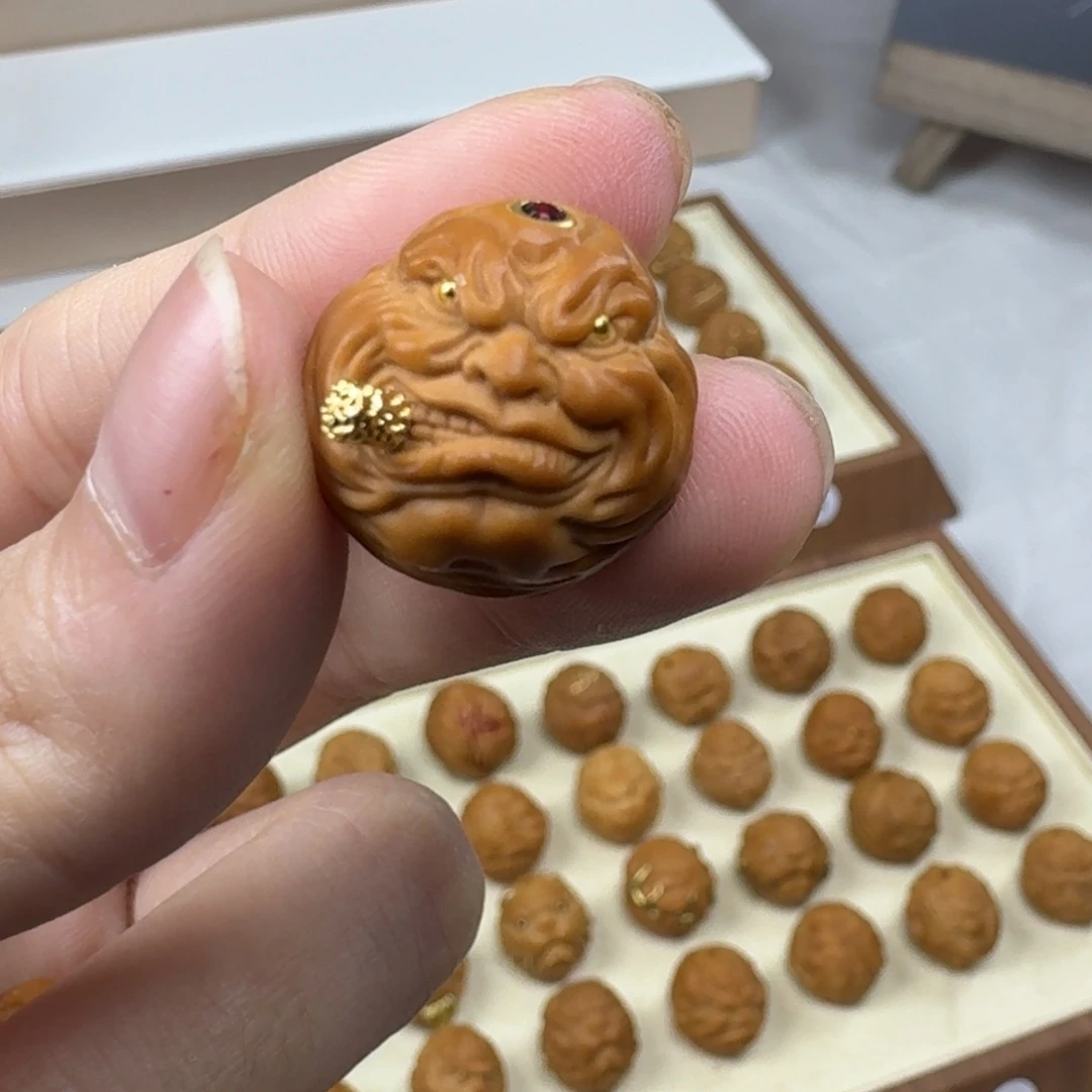 造***理吊坠猴头核桃18➕烟鬼