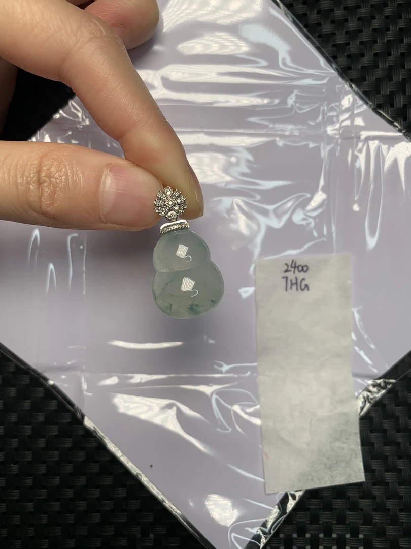 天然缅甸翡翠A货18K金镶嵌 7HG