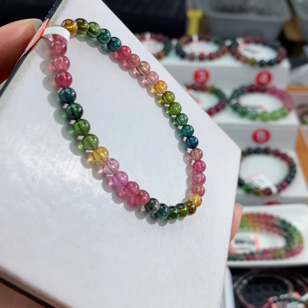 碧玺未镶嵌手链     5mm。