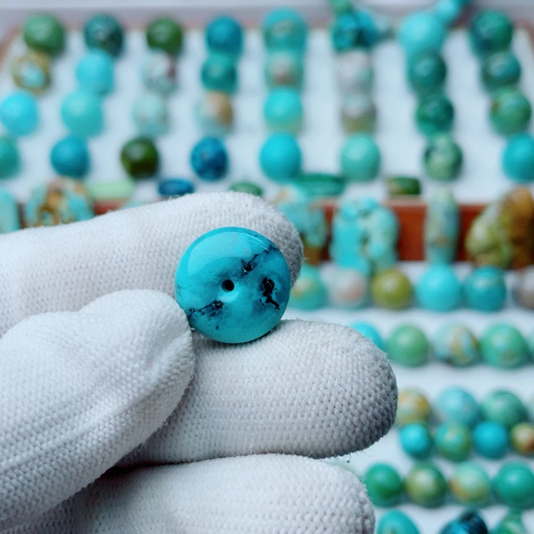 未镶嵌绿松石珠宝奇石