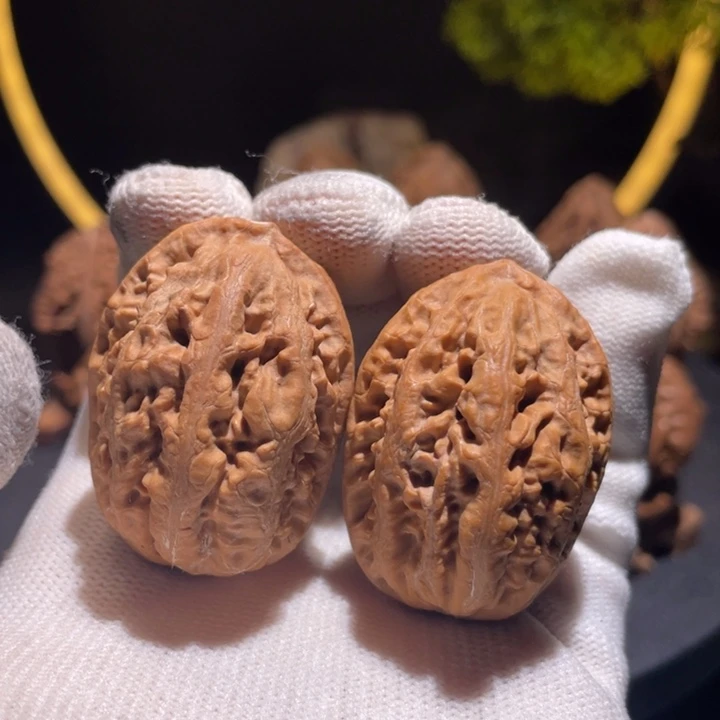 文玩核桃吊坠T*m聚核财睿96