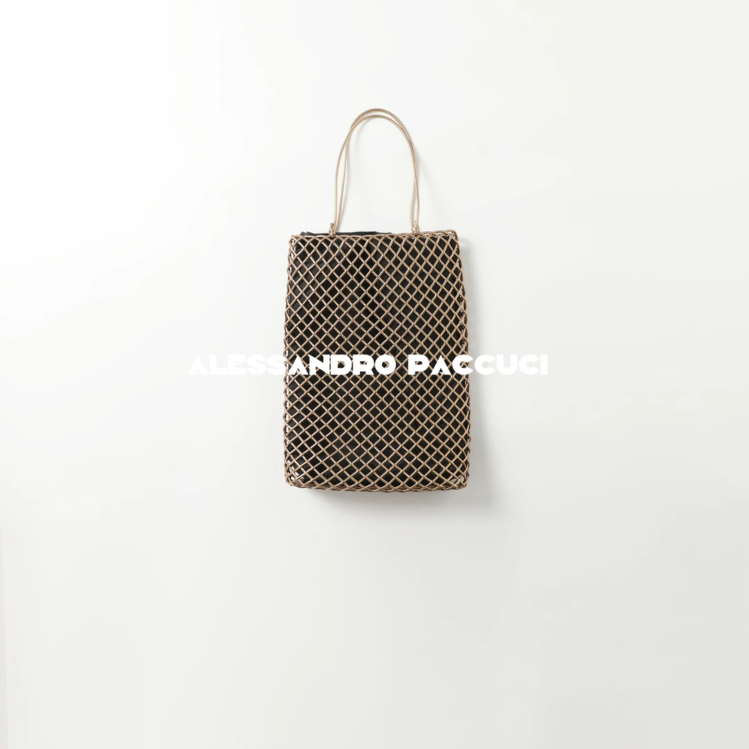 AP洛哥51047BT【埃及舍金】牛皮手工穿孔编织大容量镂空时尚包包