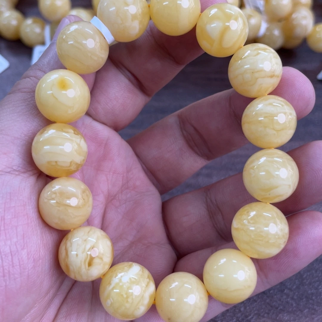 未镶嵌琥珀裸石028000000