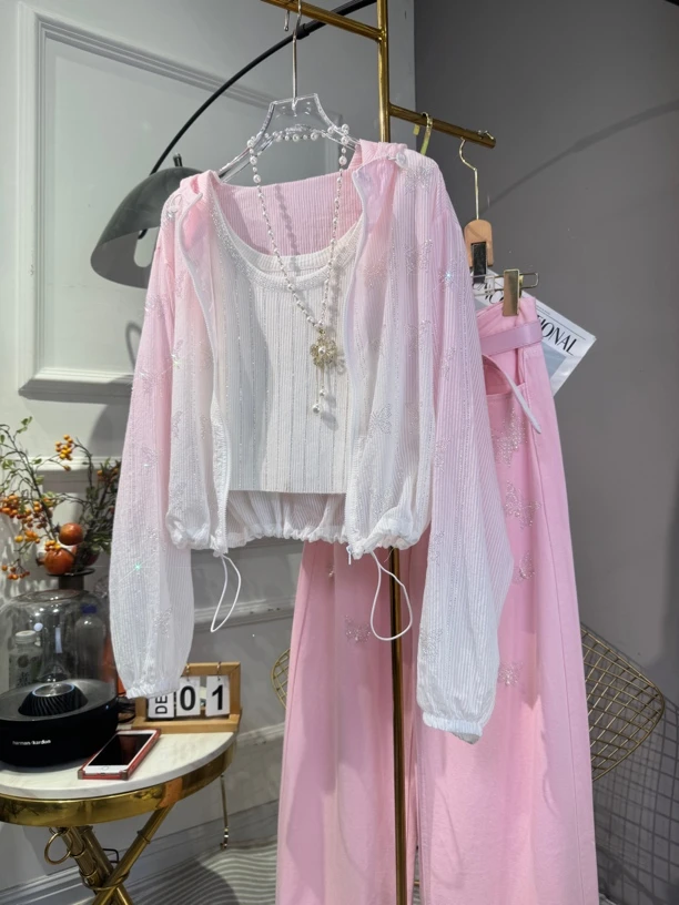 2025夏季新款渐变蝴蝶烫钻微透休闲连帽防晒外套短款薄开衫