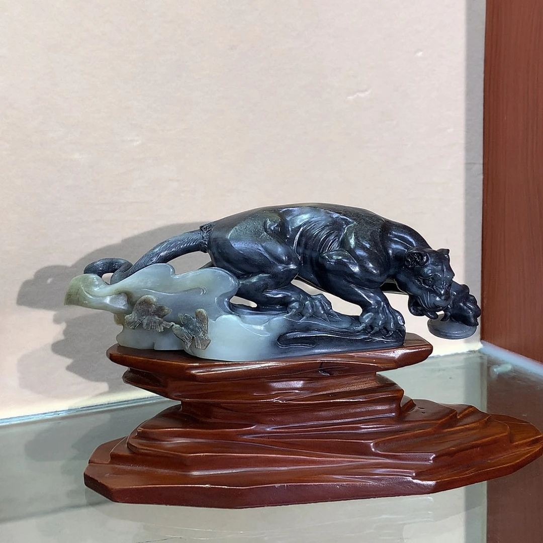 未镶嵌和田玉摆件