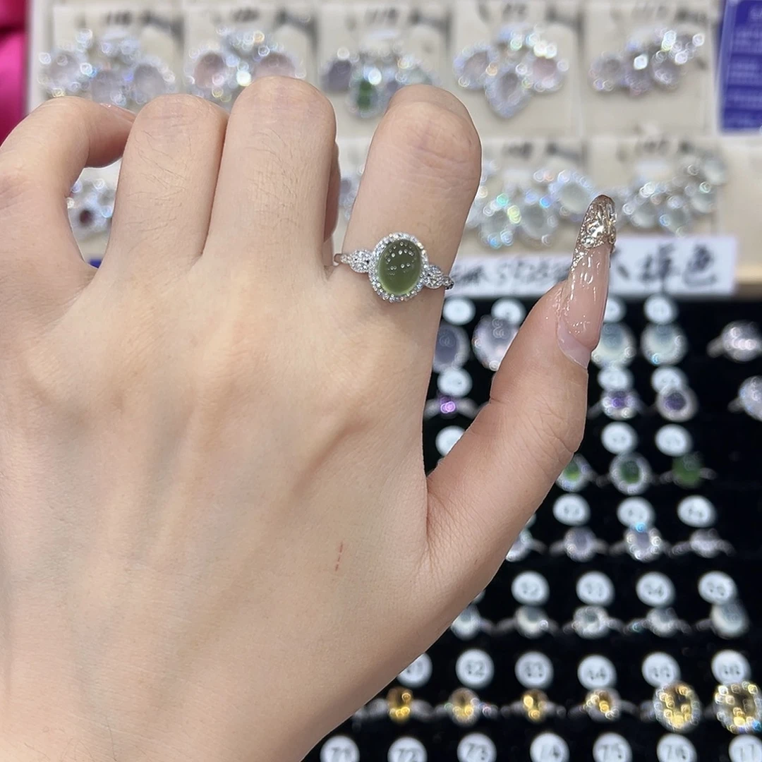 阿***。蛇纹石玉银S925镶嵌戒指