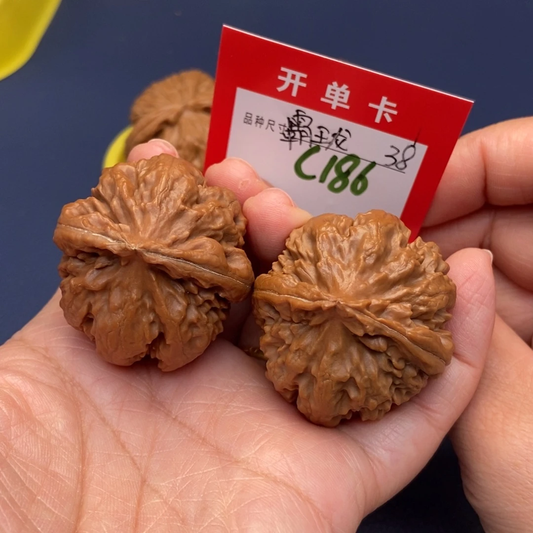 文玩核桃吊坠文玩核桃