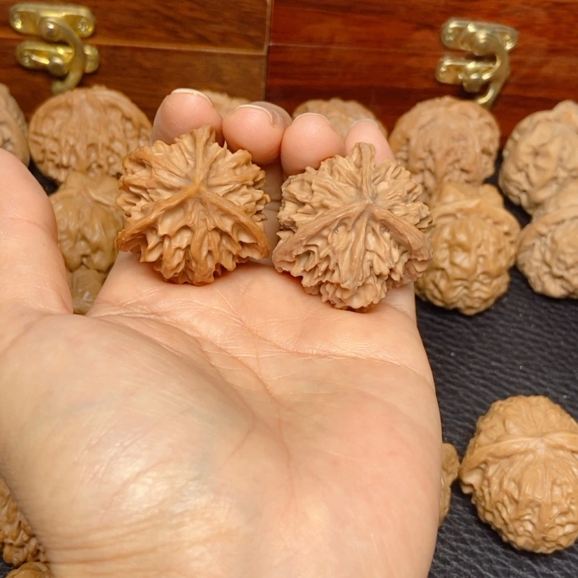 【闪购商品】吊坠文玩核桃逍*三棱36