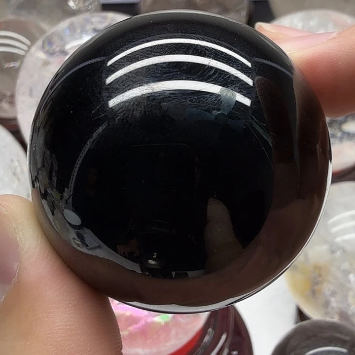水晶摆件未镶嵌黑