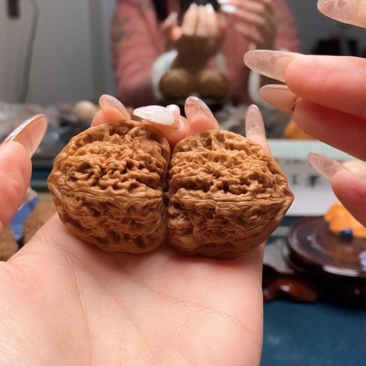 文玩核桃把件南疆39