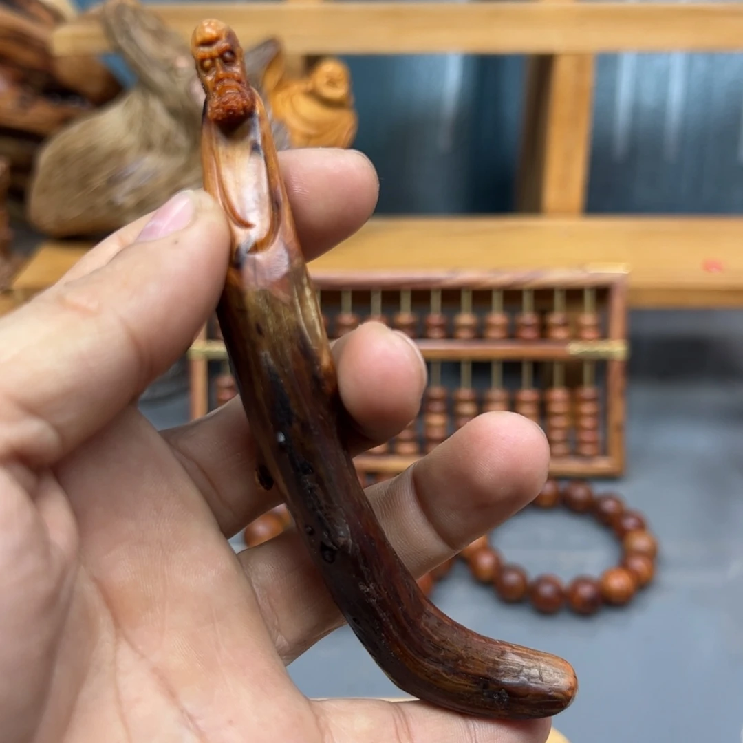 上***君木崖柏木摆件手把件