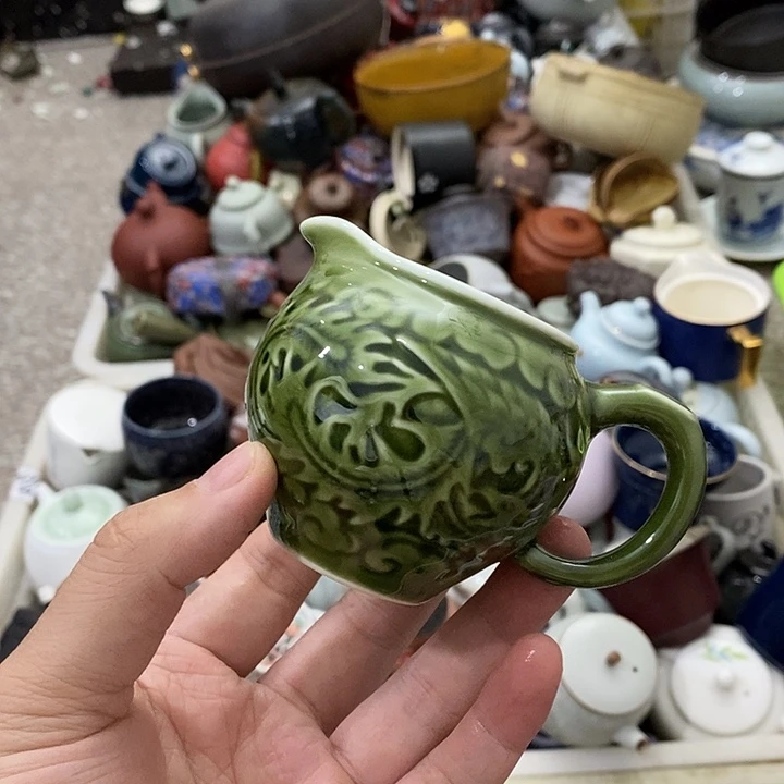 陶瓷艺术品及陶瓷壶