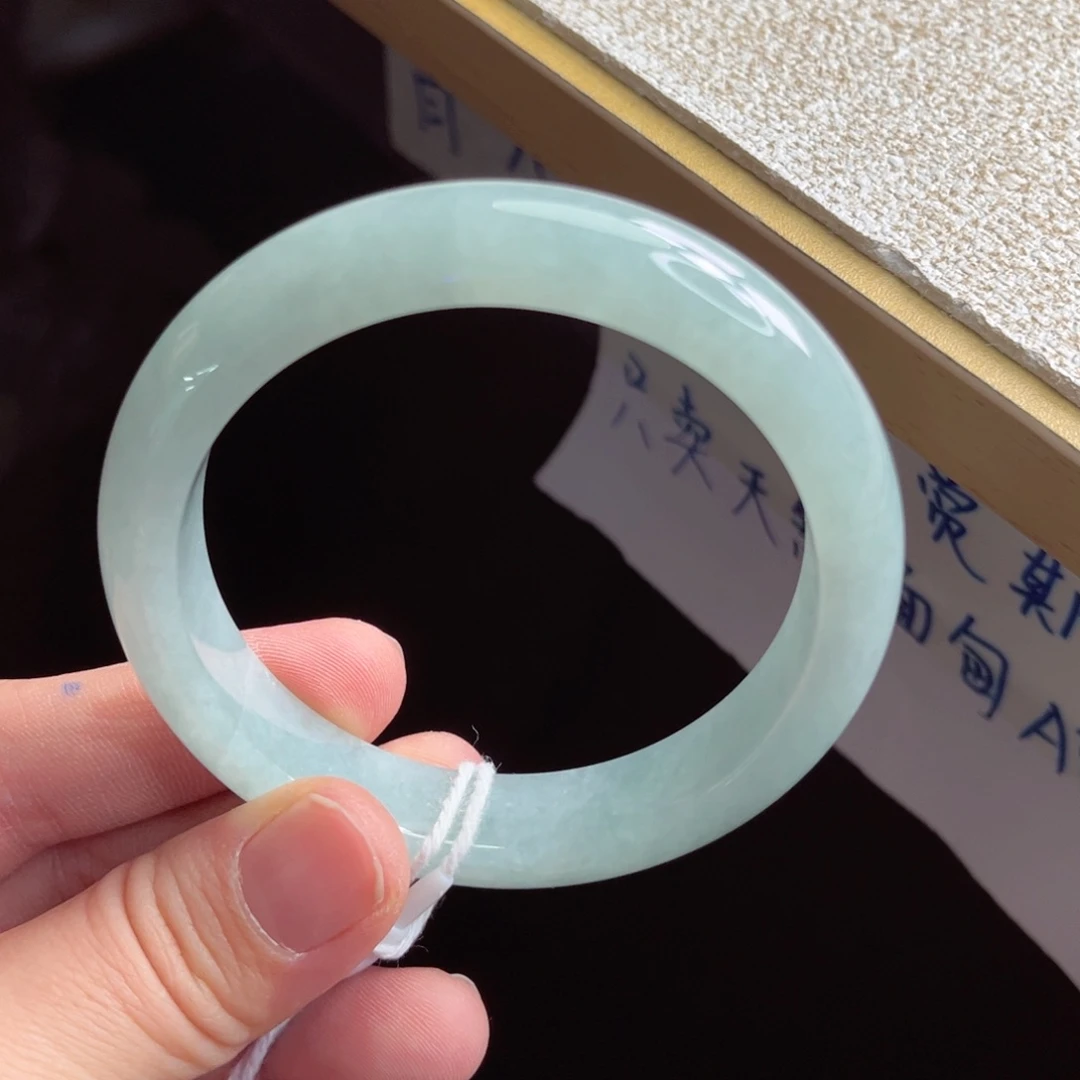 翡翠未镶嵌手镯手镯