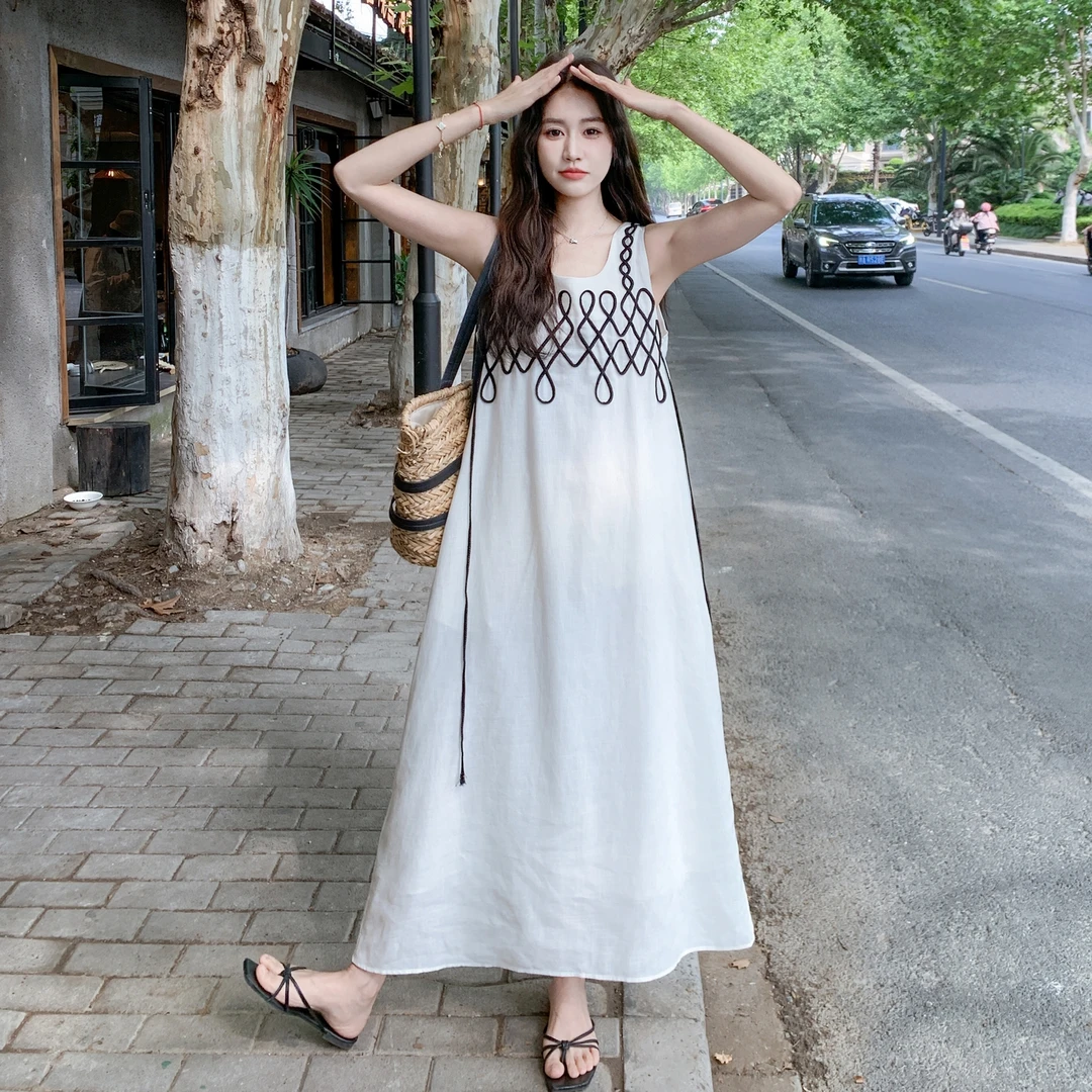 法式极简风背心连衣裙女夏2025新款高级感纯欲慵懒风女装显瘦裙子