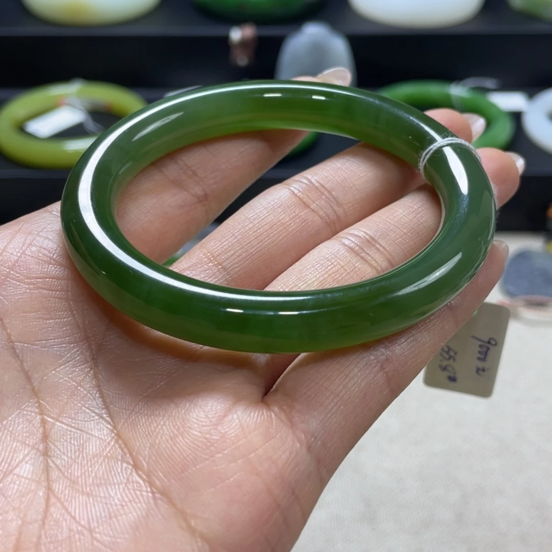 和田玉（碧玉）未镶嵌手镯（贵妃镯）俄碧阳绿圆条贵妃