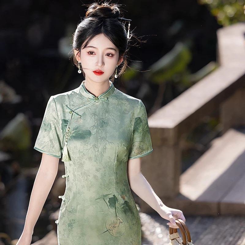 【姑苏见】旗袍（下单备注主播给的编号，不备注默认发丝袜哦）【小玉】