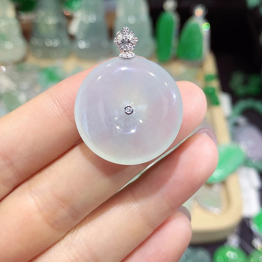 颈饰18K金镶嵌翡翠扣子