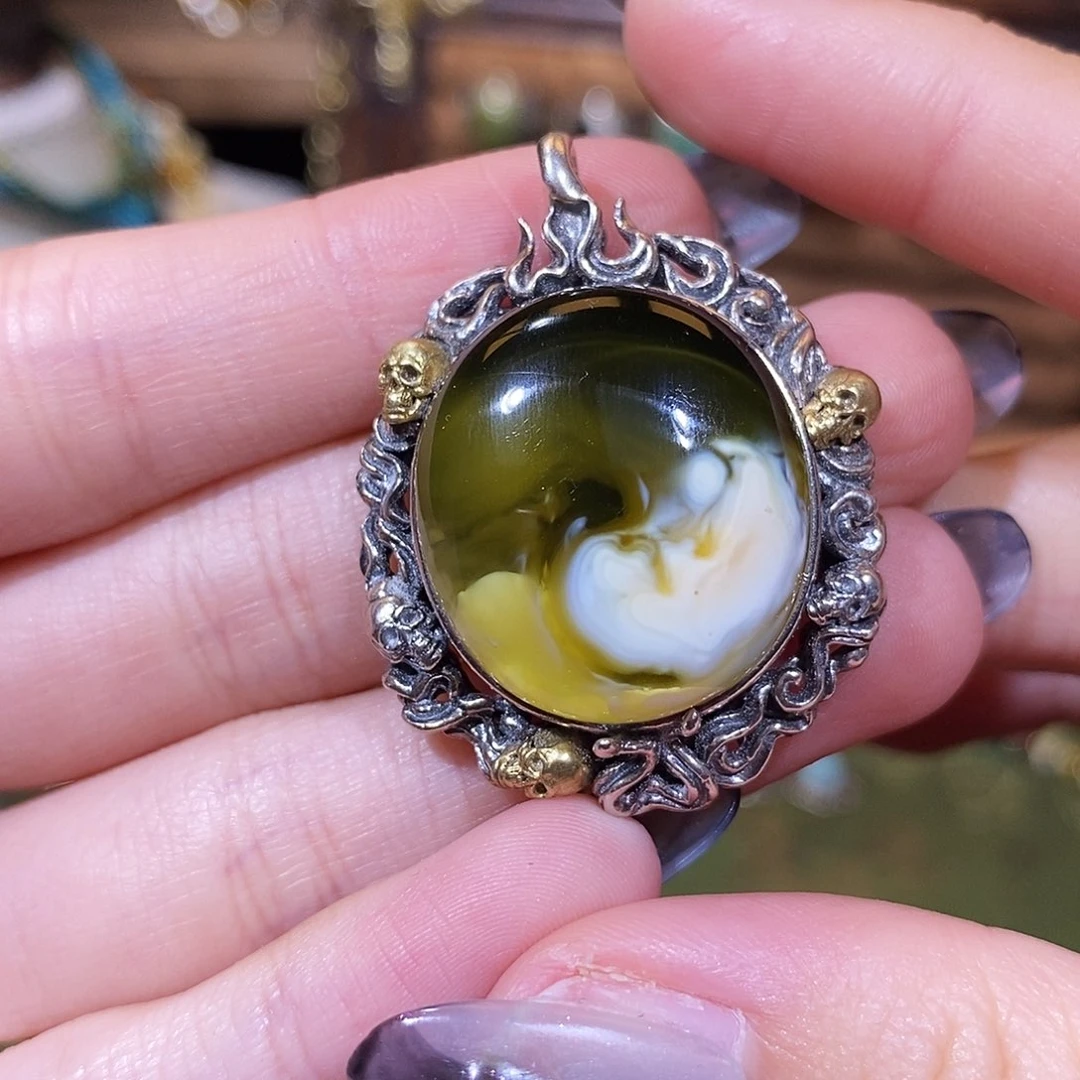 风***光银S925镶嵌颈饰琥珀