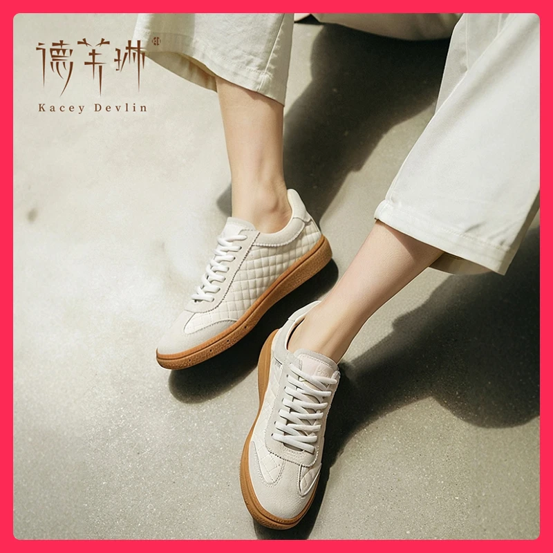 【德芙琳】方格纹德训鞋2025秋季新款流光风小香风菱形百搭方格纹